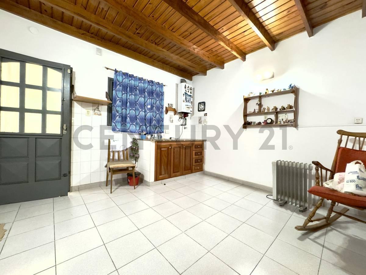 Foto de Venta PH 2 dormitorios en La Plata, imagen 3