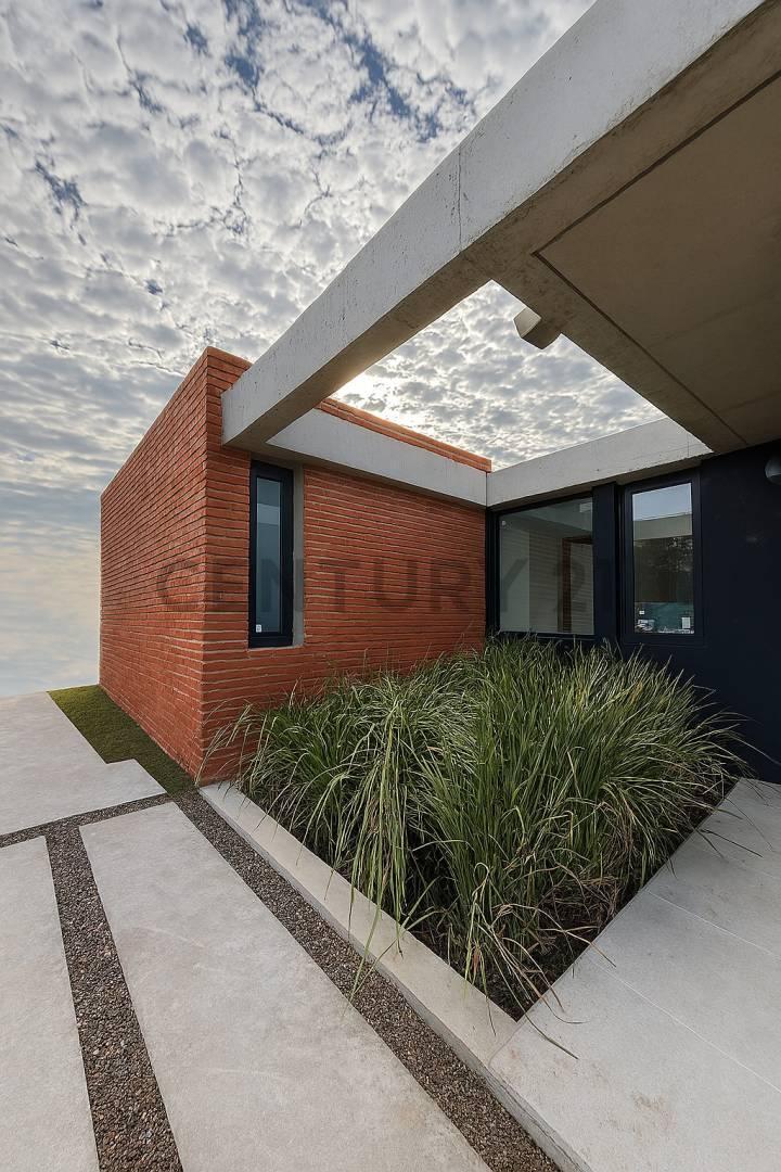 Foto de Casa en Venta City Bell barrio cerrado, imagen 2