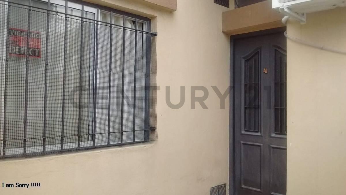 Foto de VENTA CASA 2 AMBIENTES BERNAL-APTO CREDITO, imagen 4