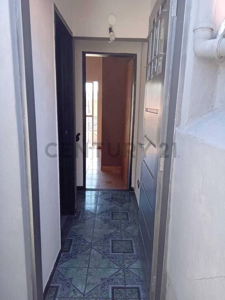 Foto de VENTA PH TIPO DUPLEX 2 AMBIENTES BERNAL, imagen 2