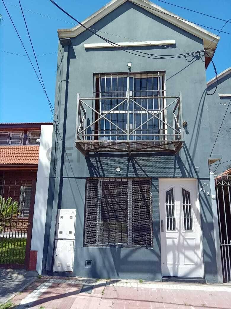 Foto de VENTA PH TIPO DUPLEX 2 AMBIENTES BERNAL, imagen 5