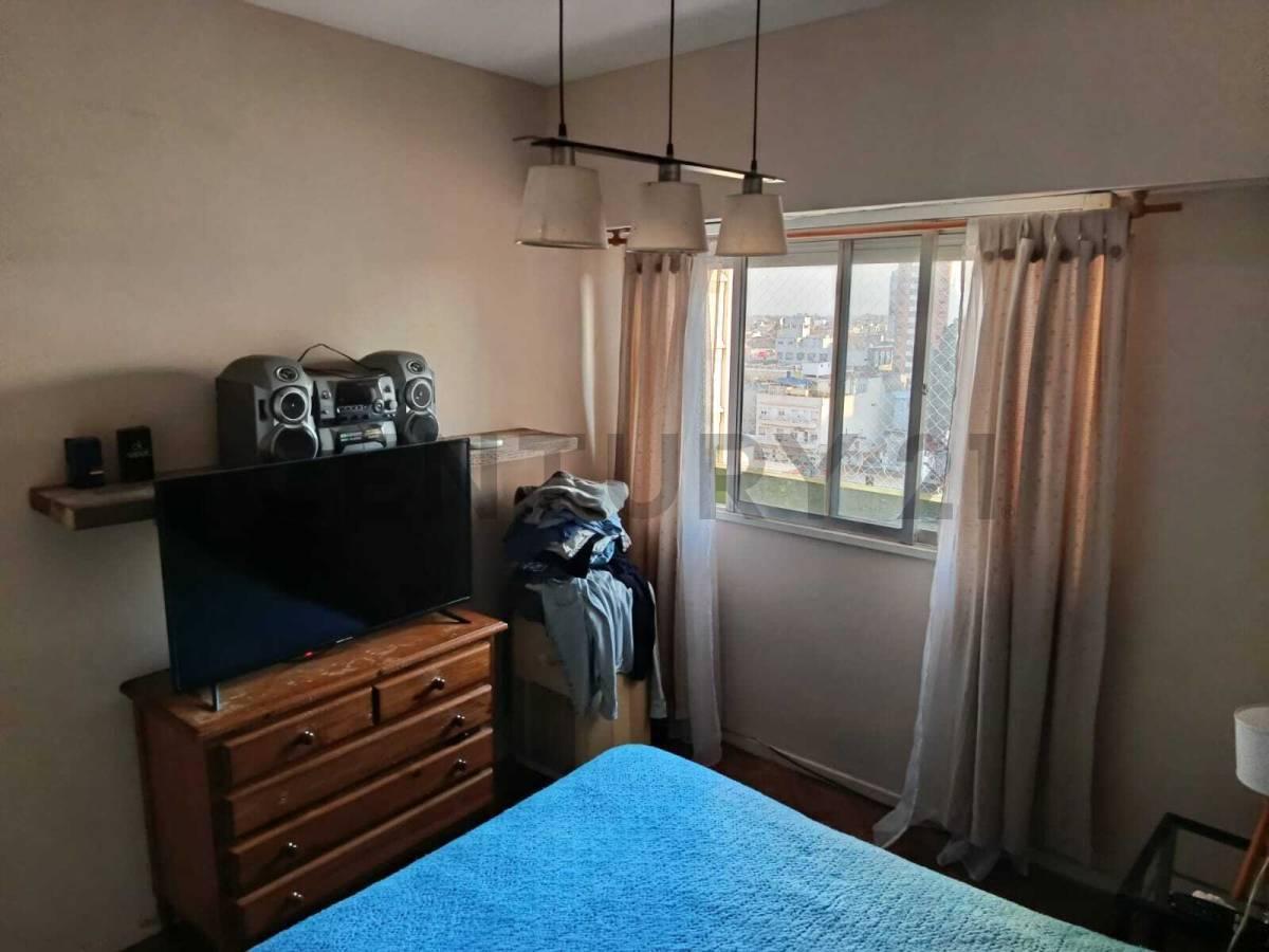Foto de VENTA DEPARTAMENTO 3 AMBIENTES EN QUILMES CENTRO, imagen 2