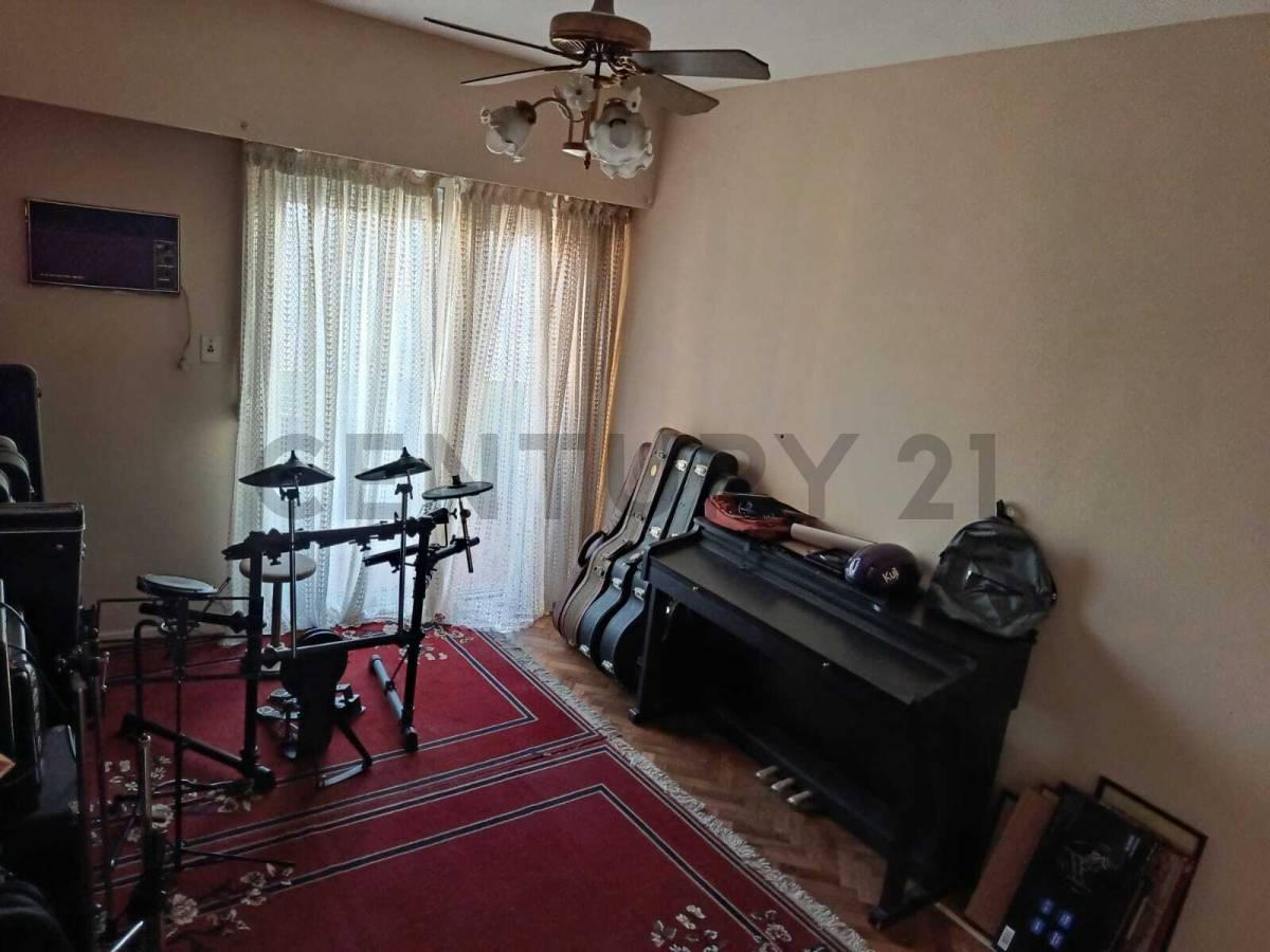 Foto de VENTA DEPARTAMENTO 3 AMBIENTES EN QUILMES CENTRO, imagen 4