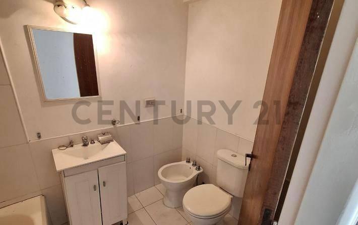 Foto de VENTA DEPARTAMENTO 4 AMBIENTES QUILMES CENTRO, imagen 2