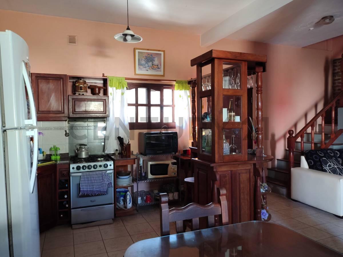 Foto de VENTA CASA 3 AMBIENTES FLORENCIO VARELA, imagen 2