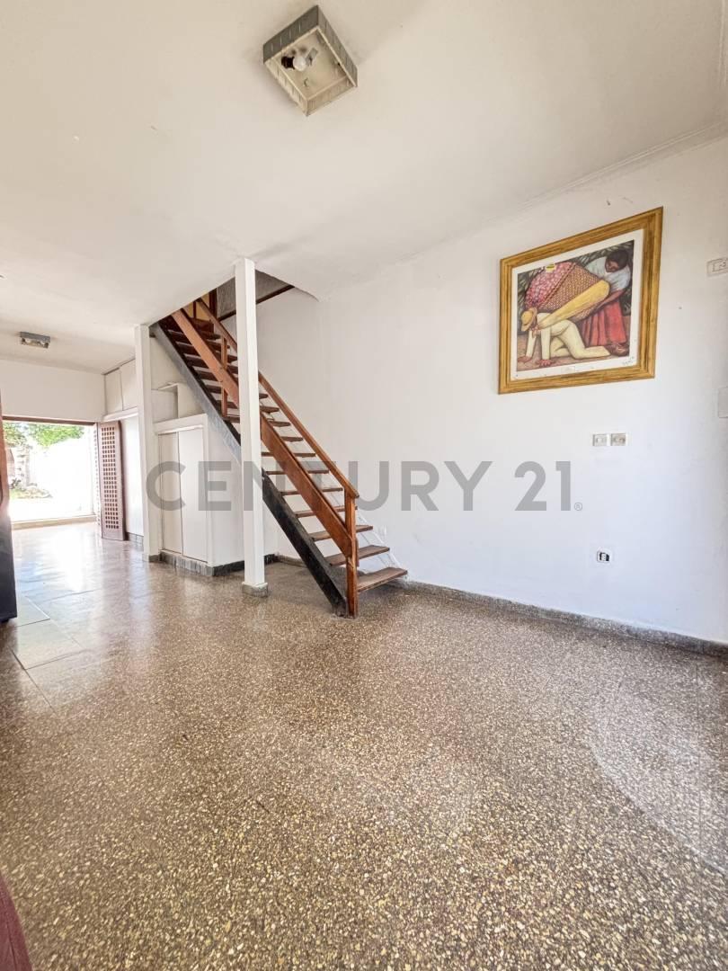 Foto de Venta casa en La Plata, imagen 2