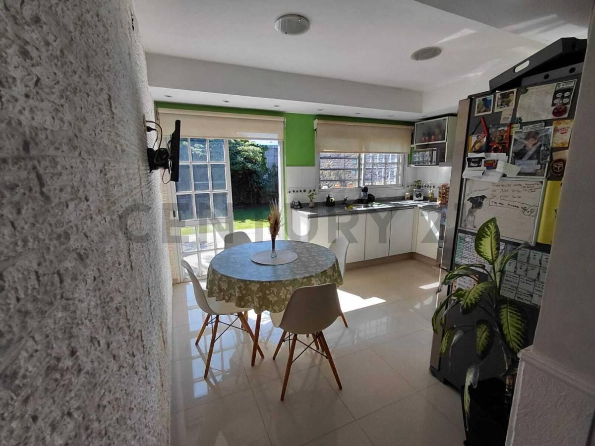 Foto de VENTA CASA 3 AMBIENTES + COCHERA QUILMES OESTE, imagen 3
