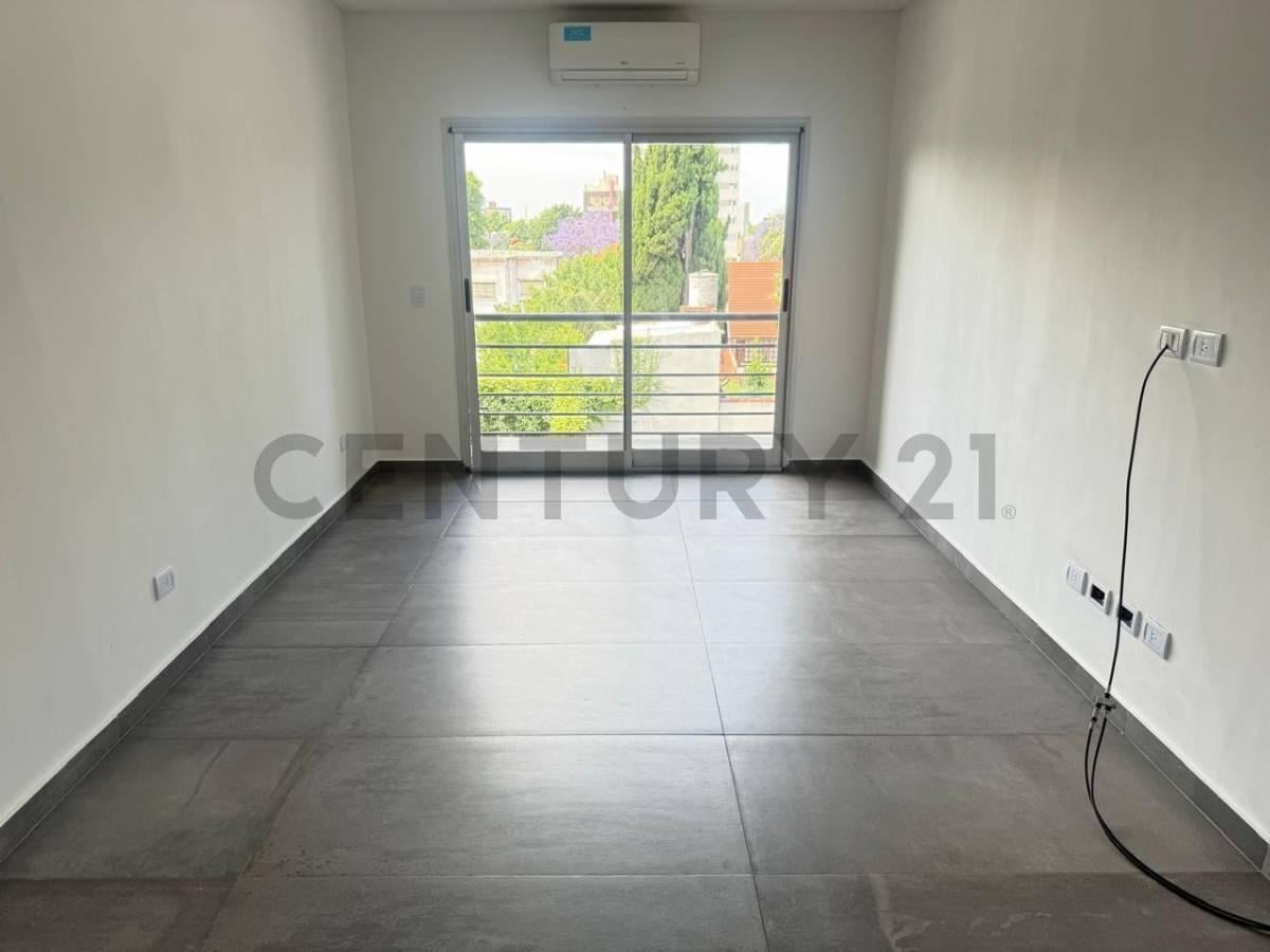 Foto de VENTA MONOAMBIENTE C/COCHERA BERNAL CENTRO, imagen 4