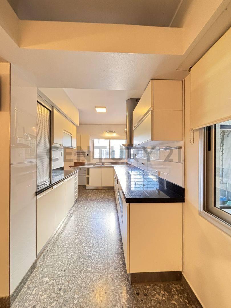 Foto de Casa en venta en La Plata, imagen 2