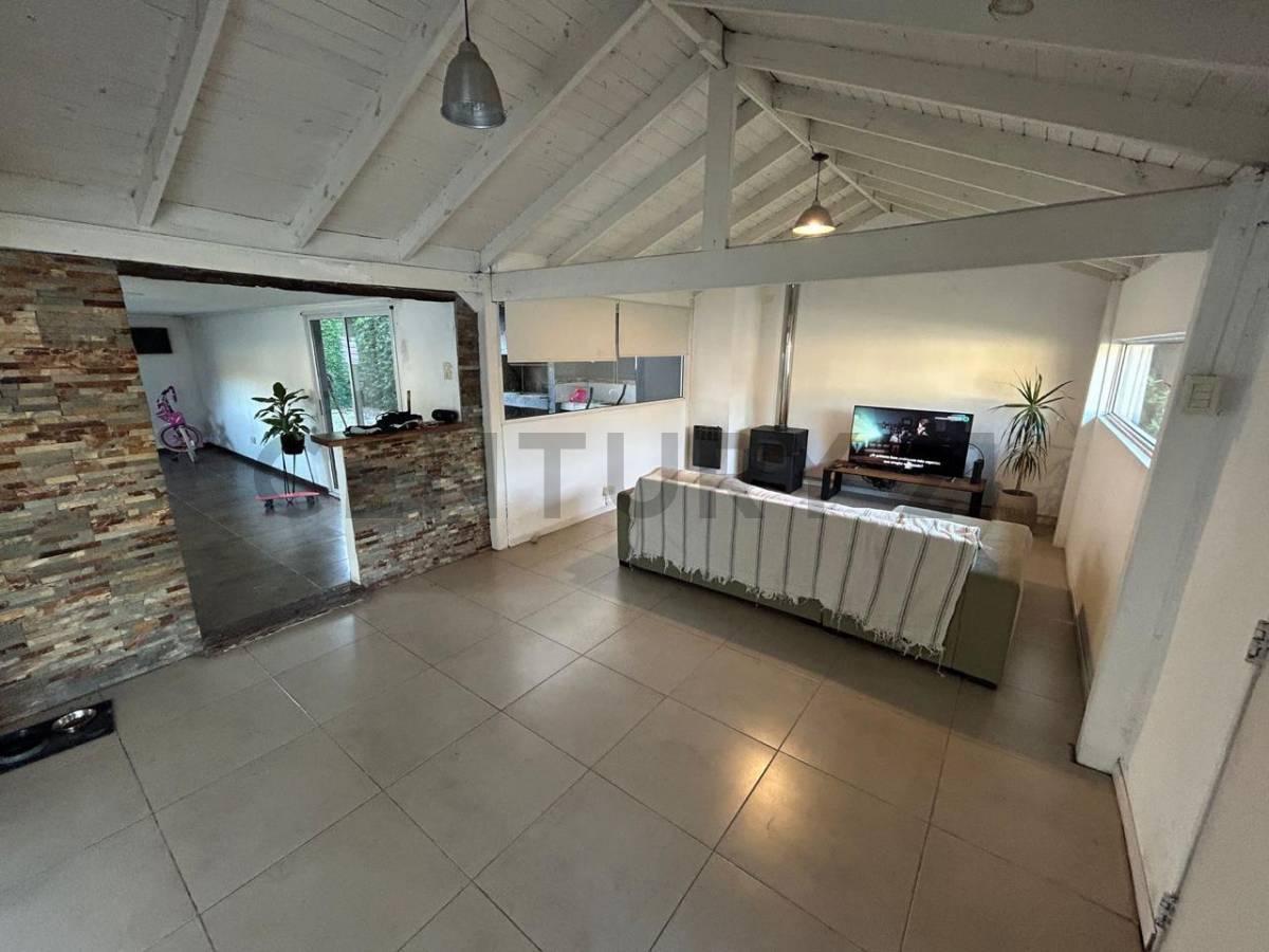 Foto de Casa en venta Villa Elisa, imagen 2