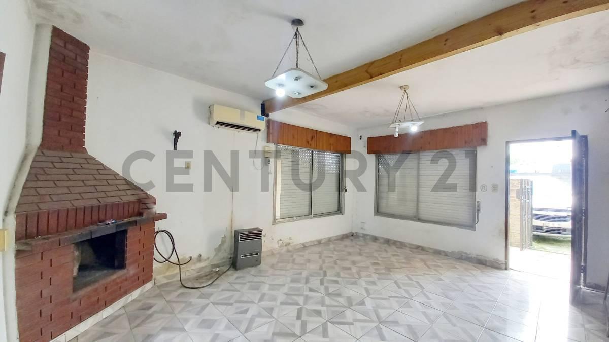 Foto de VENTA CASA 3 AMBIENTES ING ALLAN, imagen 2