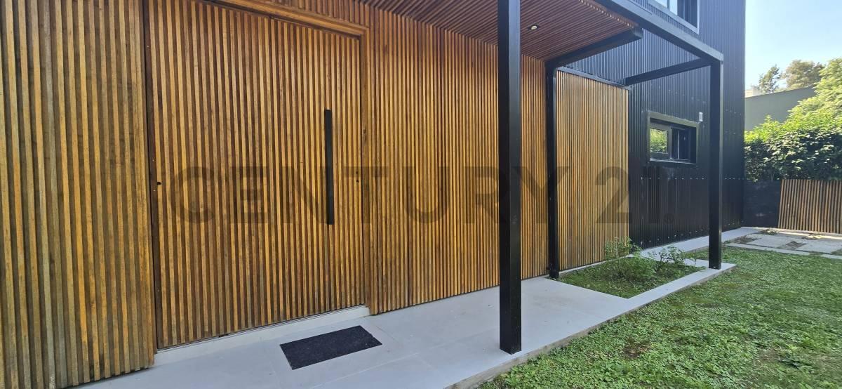 Foto de Casa en Venta en Villa Elisa, imagen 3