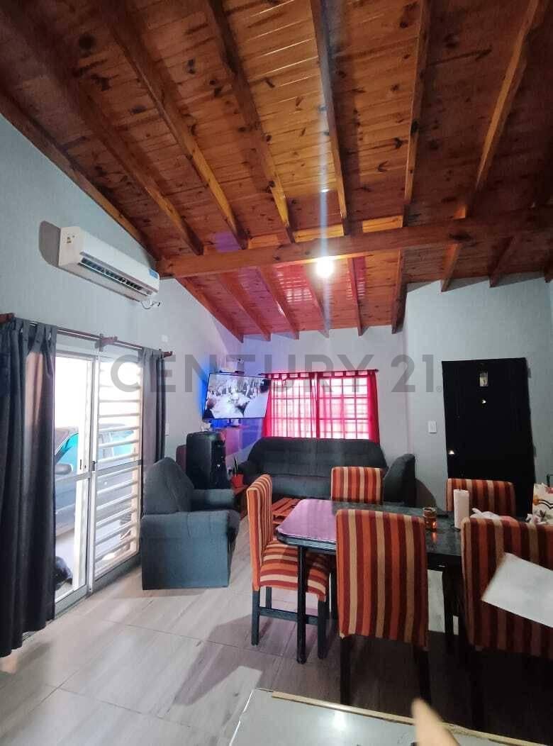 Foto de VENTA CASA 4 AMBIENTES BOSQUES - FLORENCIO VARELA, imagen 4