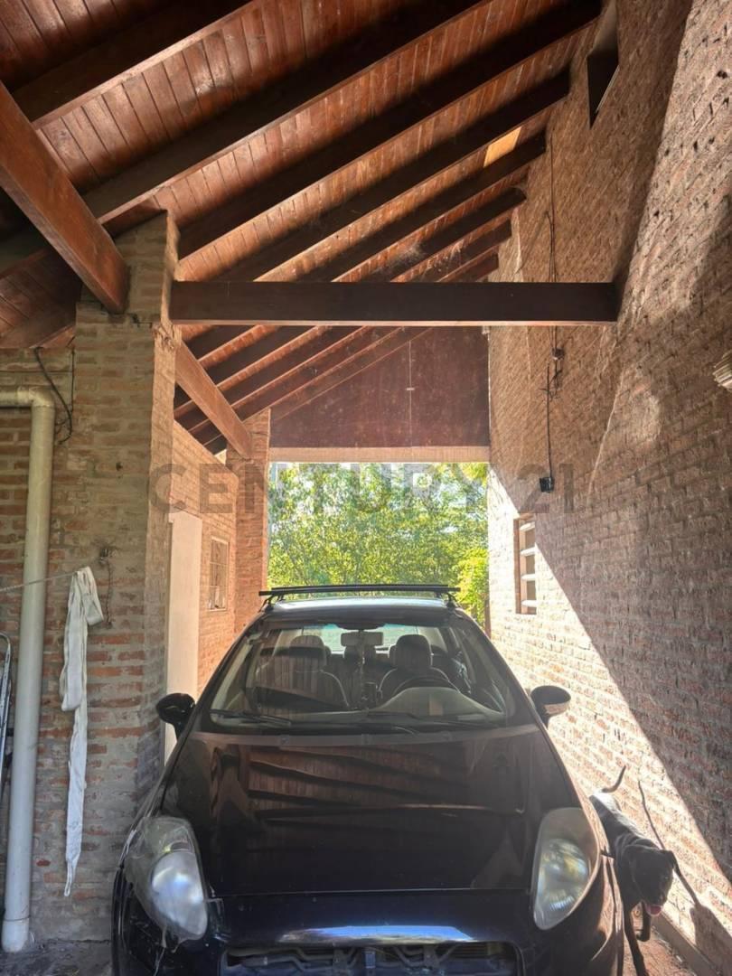 Foto de Venta casa 3 dormitorios City Bell entre caminos, imagen 4