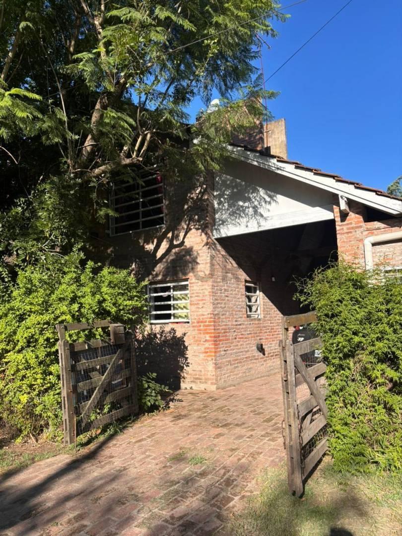 Foto de Venta casa 3 dormitorios City Bell entre caminos, imagen 1