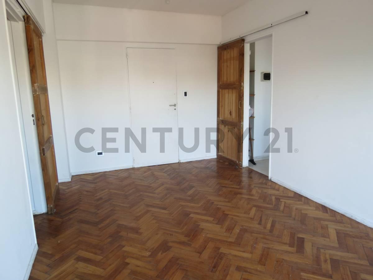 Foto de ALQUILER DEPARTAMENTO 2 AMBIENTES BERNAL - BARRIO PARQUE, imagen 5