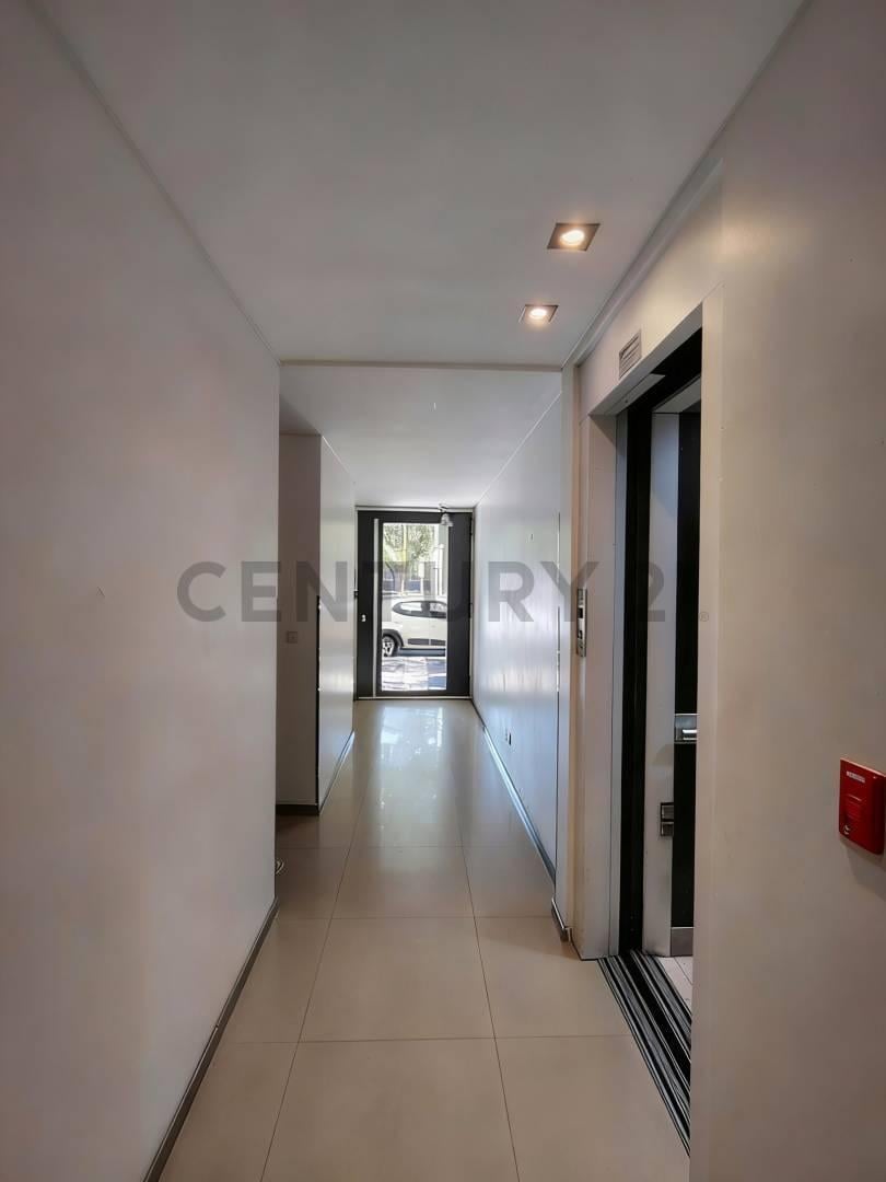 Foto de VENTA DEPARTAMENTO WILDE, imagen 2