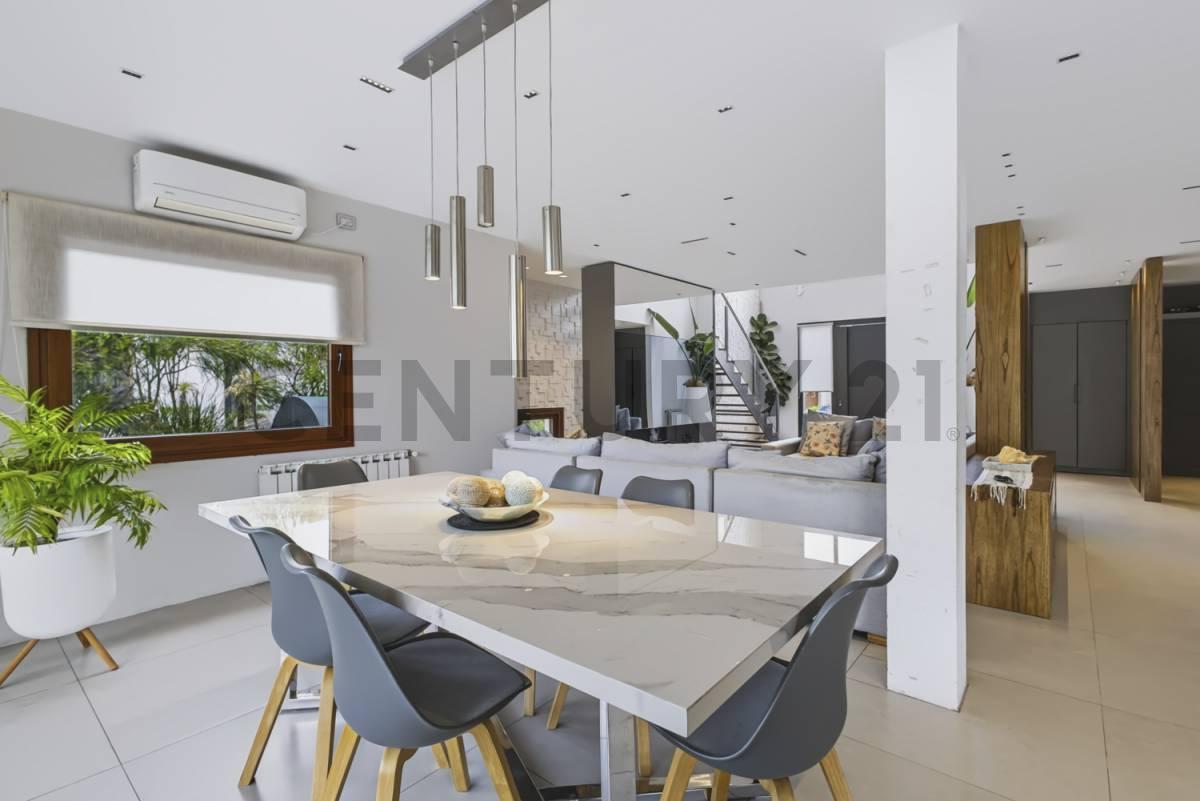 Foto de Casa en venta Lomas de city bell, imagen 2