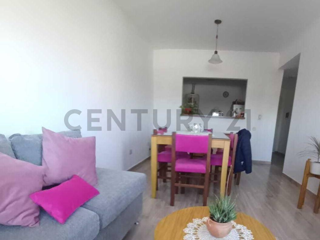 Foto de Departamento en venta de 1 dormitorio con cochera La plata, luminoso, imagen 2