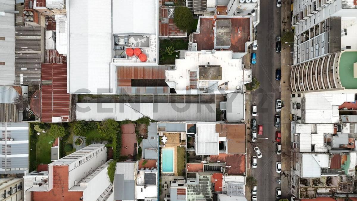 Foto de lote céntrico a la venta en La Plata sobre calle 12 600m2, imagen 3