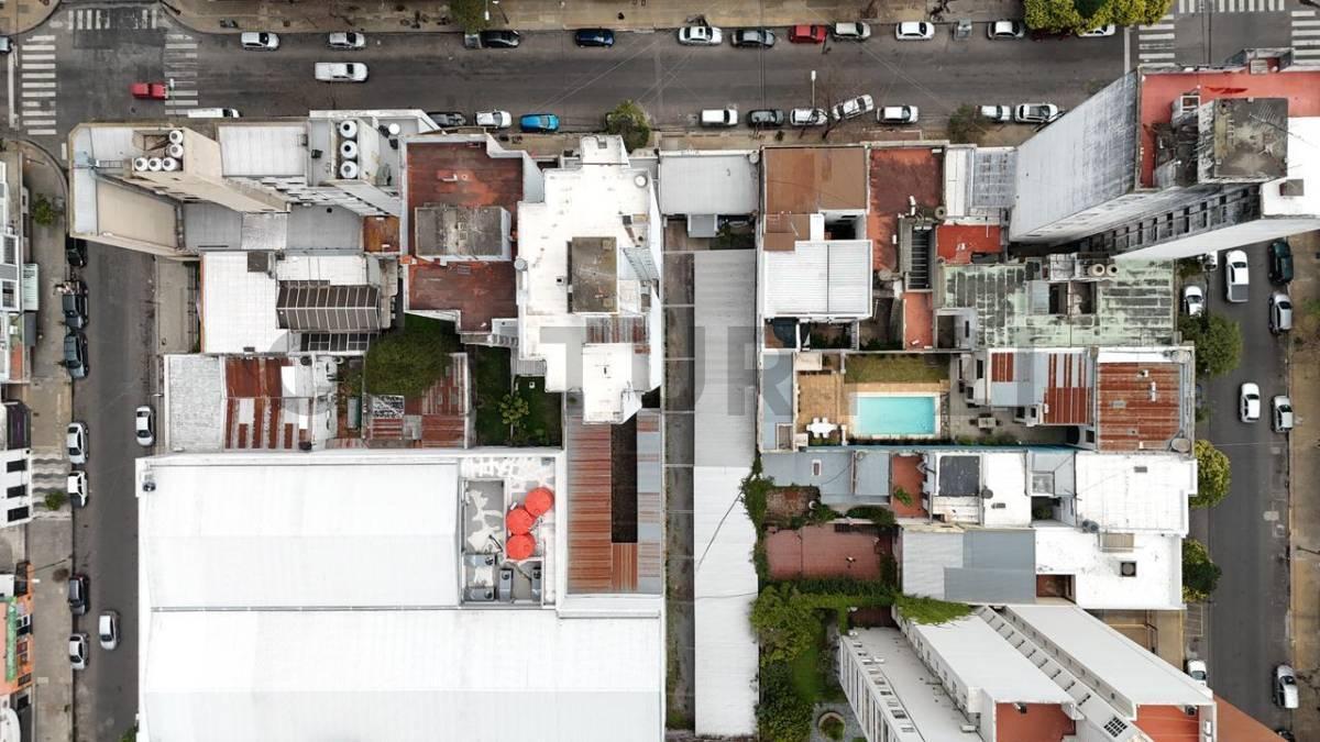 Foto de lote céntrico a la venta en La Plata sobre calle 12 600m2, imagen 2