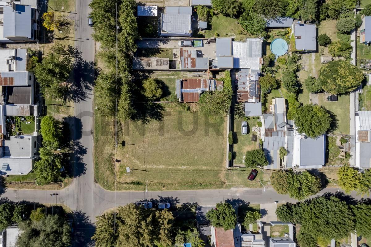 Foto de Lote escriturado a la VENTA sobre la esquina 508 y 132 / 300 m2 sobre, imagen 1
