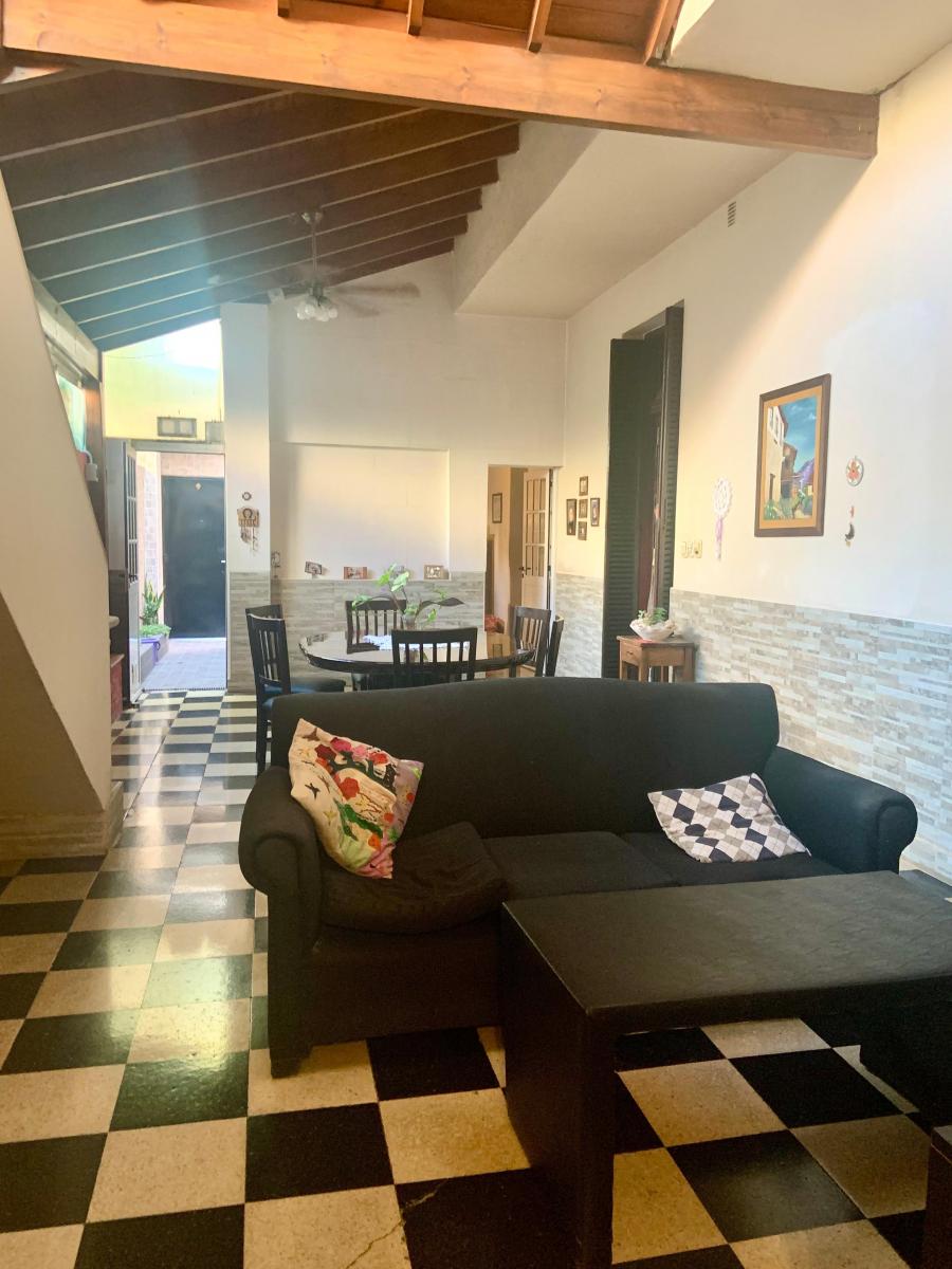 Venta Excelente PH de 5 1/2 Ambientes en Parque Cha Villa Urquiza. S/ Expensas. 2