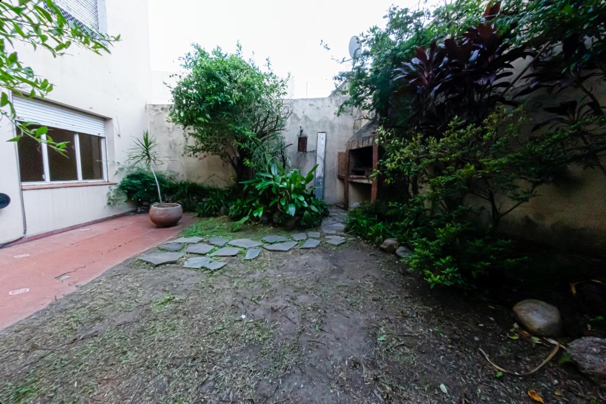 A Reciclar! Apto Credito Parque con Parrilla Departamento 4 Amb 1