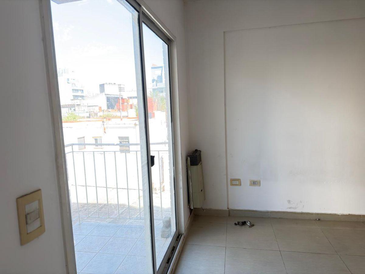 Foto de Venta Monoambiente grande con Balcon Apto Profesional, imagen 4