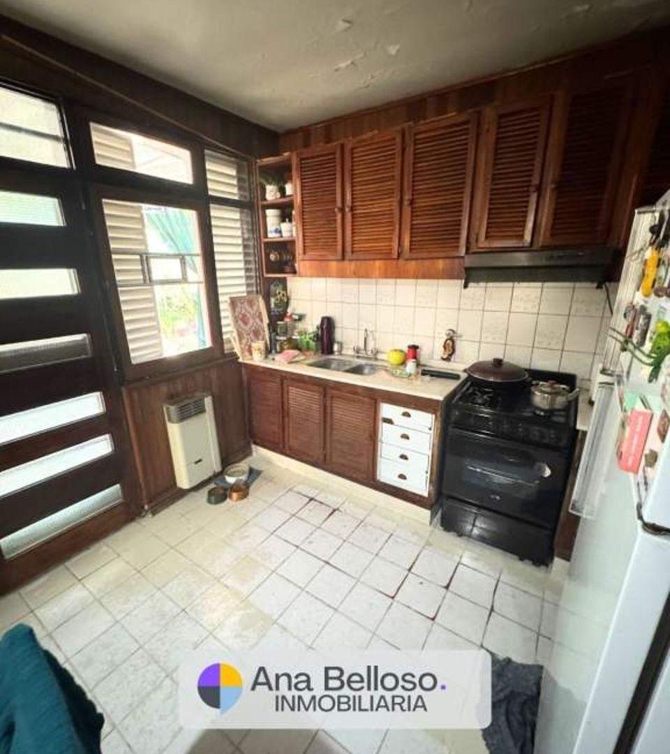 Foto de SE VENDE CASA CON 3 DORMITORIOS - BOLIVAR 694, imagen 4