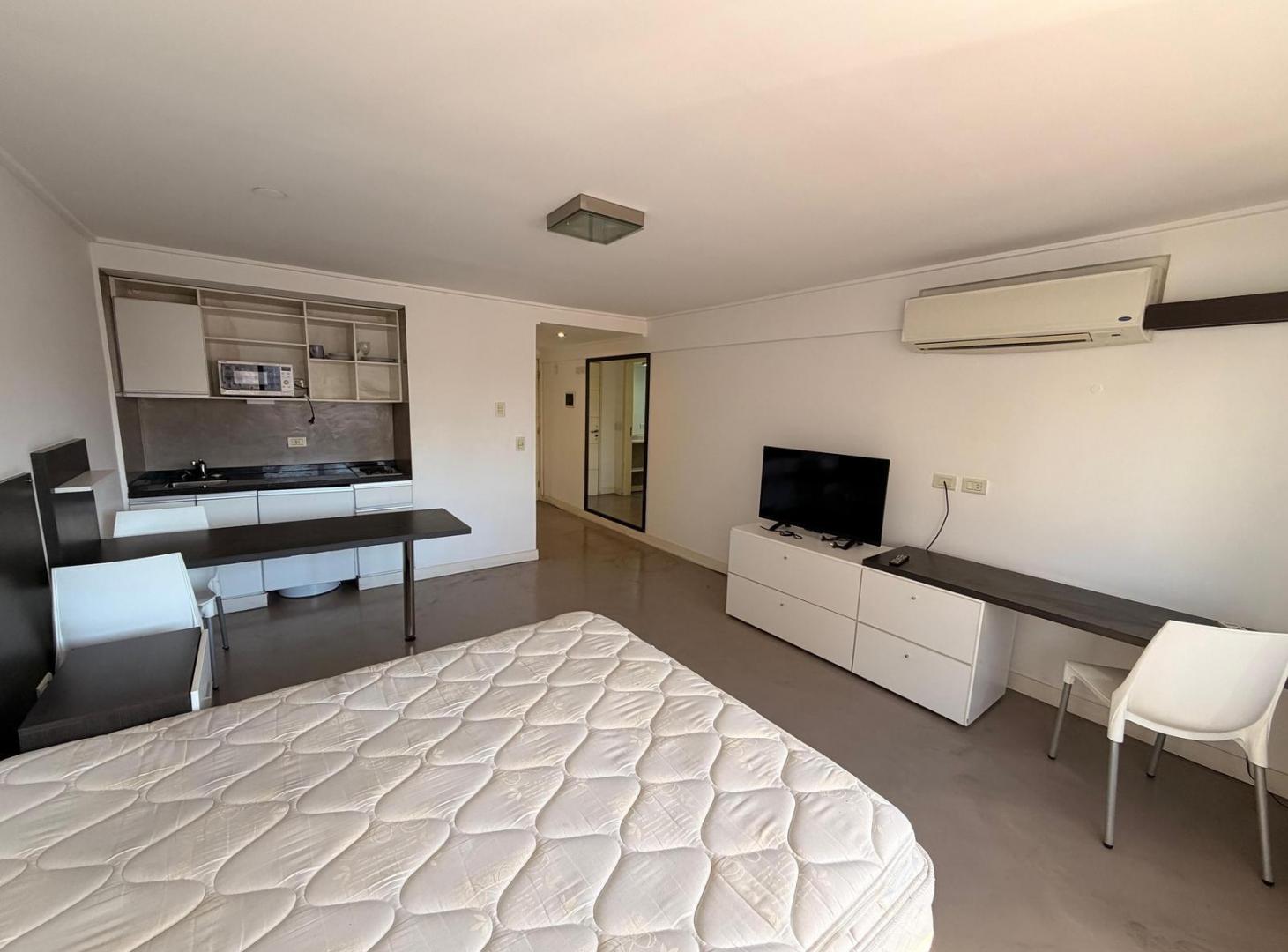 Foto de Departamento Monoambiente en Venta en Pleno Centro de Rosario, imagen 2