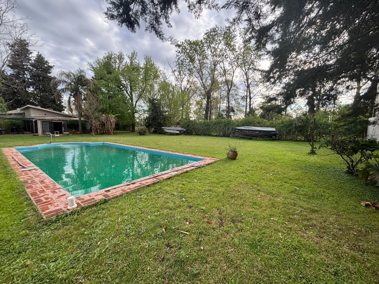 Foto de Venta Amplio Terreno con Pileta, imagen 2