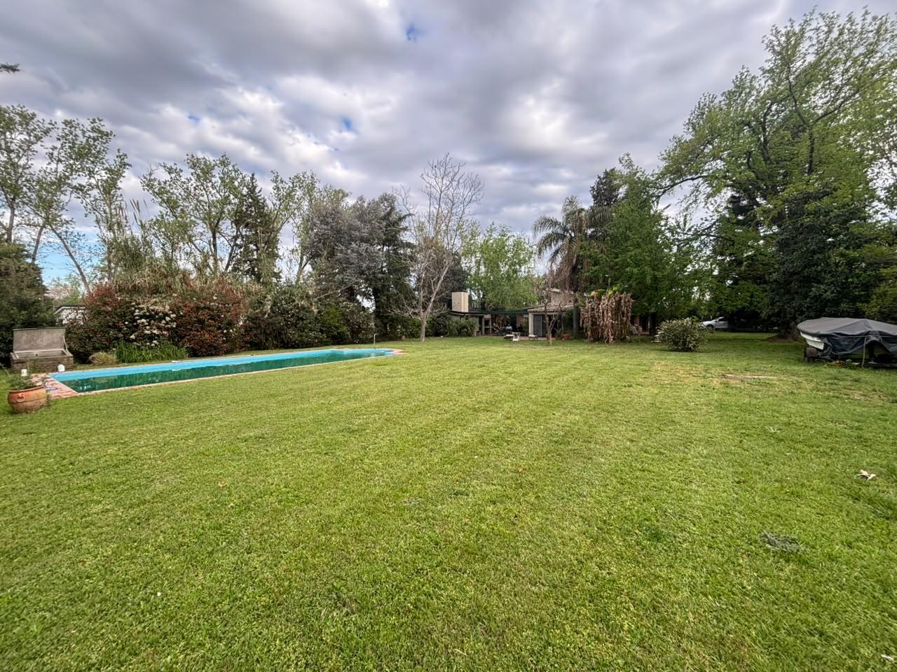 Foto de Venta Amplio Terreno con Pileta, imagen 1