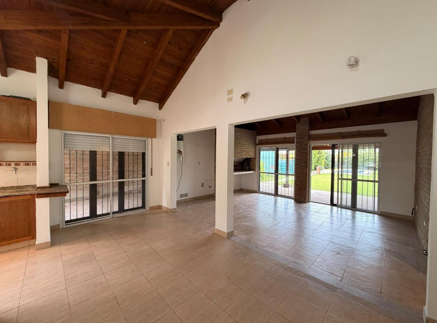 Foto de Casa En Tierra de Sueños II de Dos Dormitorios Con Pileta, imagen 1