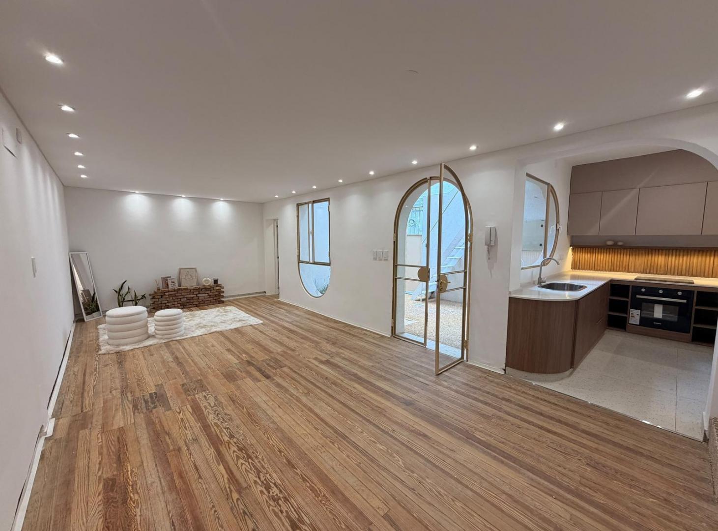 Foto de Casa de Pasillo de Dos Dormitorios mas Comodín con Patio y Terraza, imagen 1