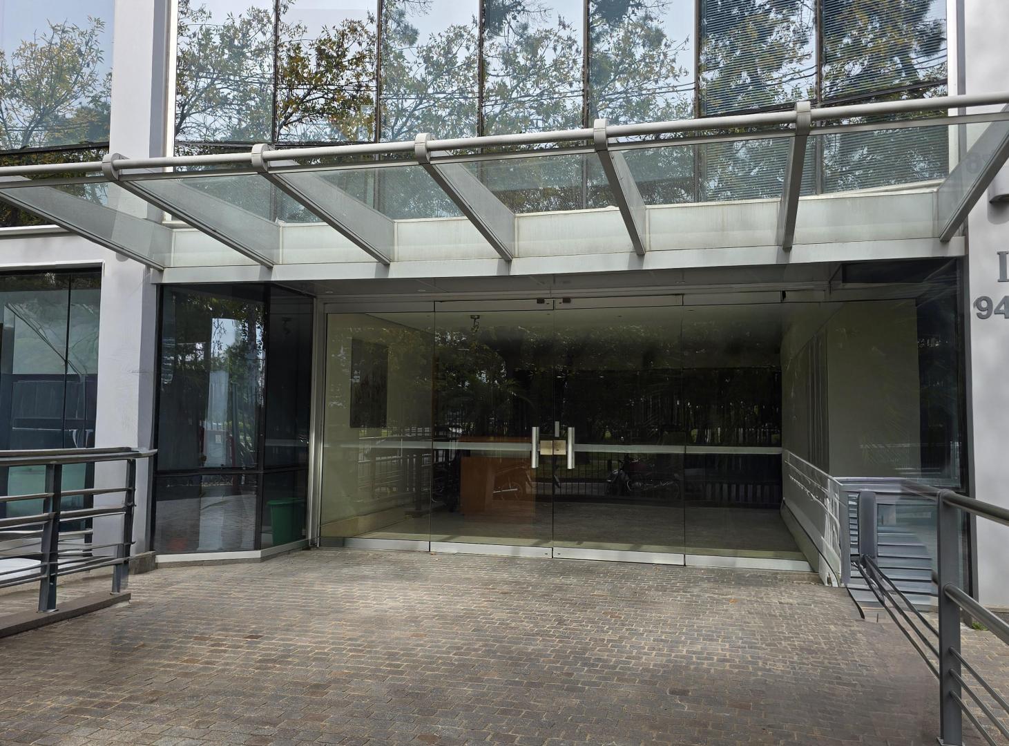 Foto de ALQUILER | OFICINA AAA EN EDIFICIO PLAZA ROCHA, imagen 5