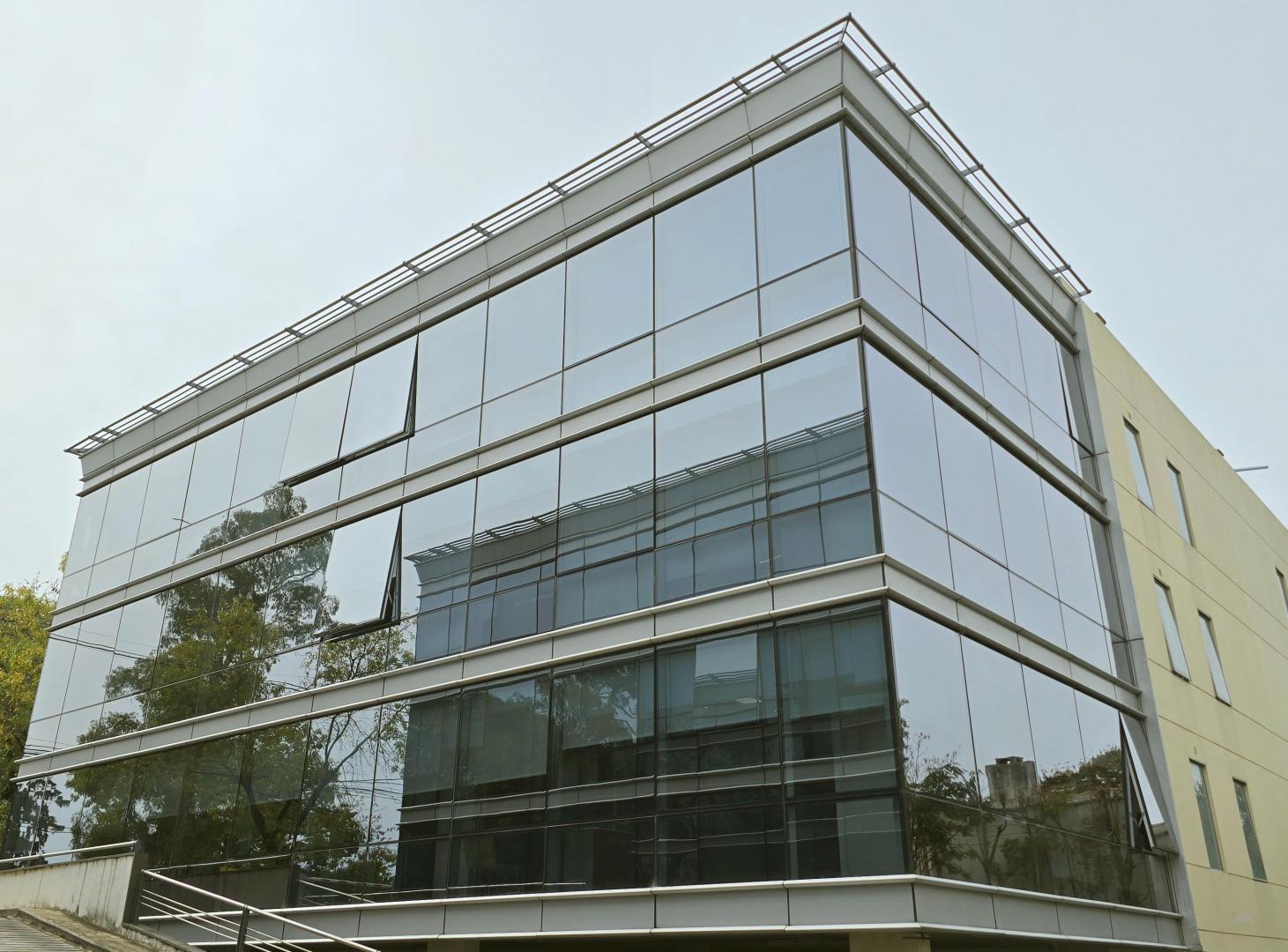 Foto de OFICINA AAA EN ALQUILER - EDIFICIO PLAZA ROCHA 1, imagen 2