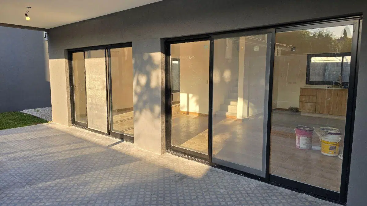 LUMINOSO DUPLEX A ESTRENAR 8
