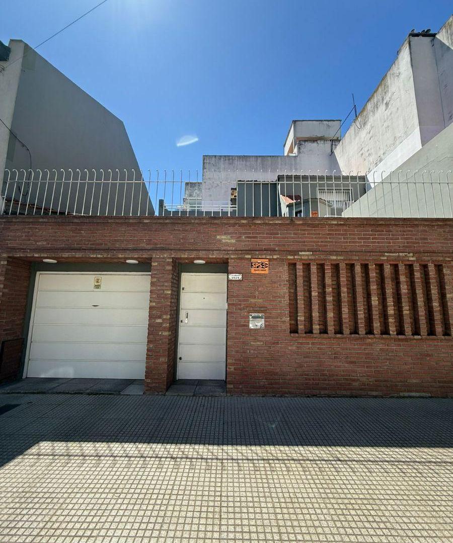 Unico PH 5 Ambientes con Cochera, Jardin y Pileta