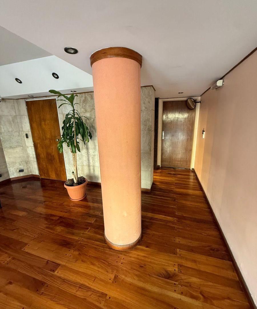 Foto de Hermoso Departamento 2 Ambientes Grandes Con Cochera fija., imagen 3