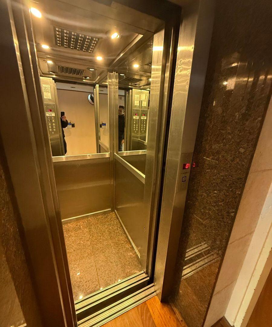 Foto de Hermoso Departamento 2 Ambientes Grandes Con Cochera fija., imagen 5