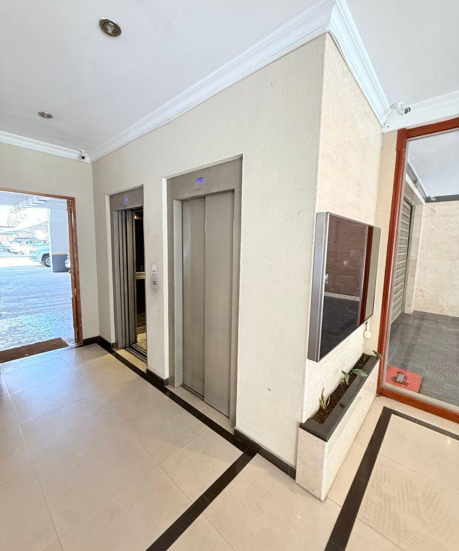 Foto de HERMOSO DEPARTAMENTO 3 AMBIENTES CON BALCÓN., imagen 2