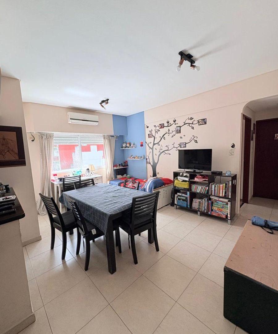 Foto de HERMOSO DEPARTAMENTO 2 AMBIENTES. APTO CREDITO!, imagen 3