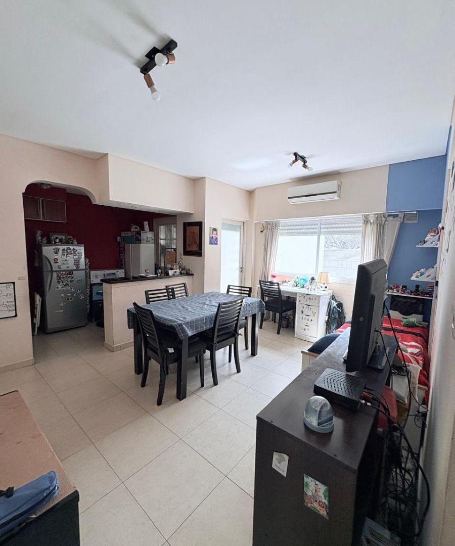 Foto de HERMOSO DEPARTAMENTO 2 AMBIENTES. APTO CREDITO!, imagen 4