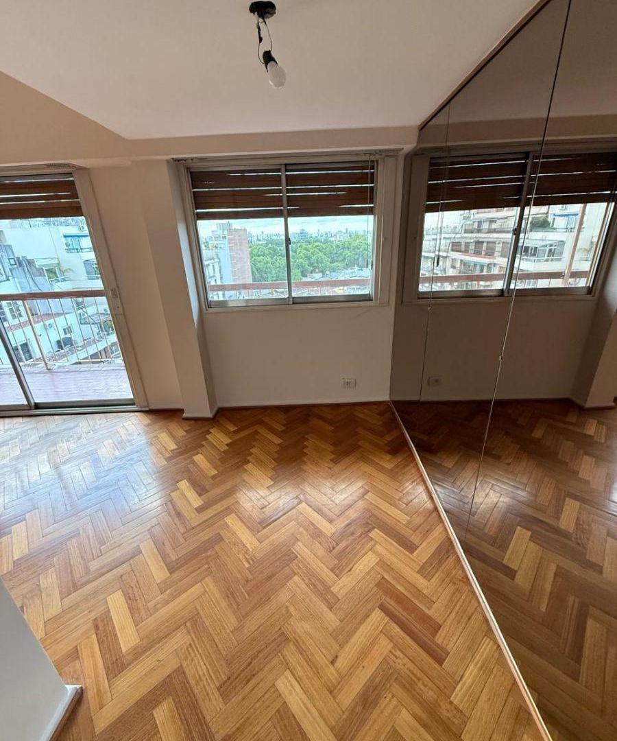 Foto de HERMOSO DEPARTAMENTO 4 AMBIENTES CON BALCON EN L, PARRILLA Y BAULERA., imagen 4