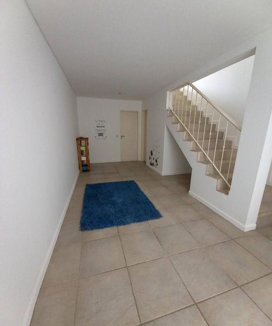Foto de Alquiler Casa Tipo dúplex de 2 AMBIENTES en Pilar, imagen 2