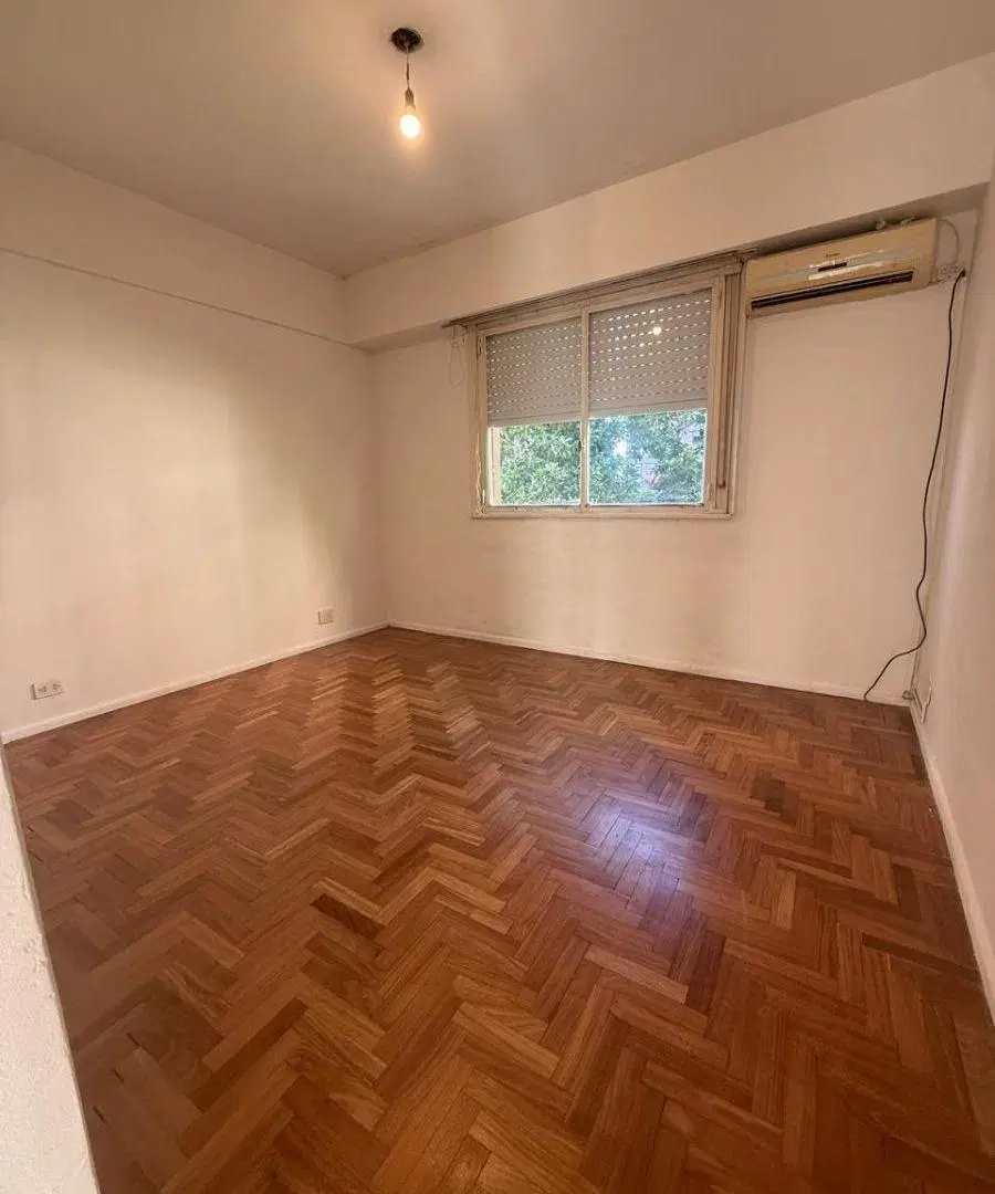 Departamento 4 ambientes, 80 m², luminoso con living, comedor, cocina separada, balcón, lavadero 4