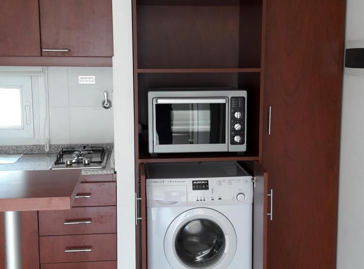Monoambiente C/balcón - Edificio C/terraza Parrilla 5