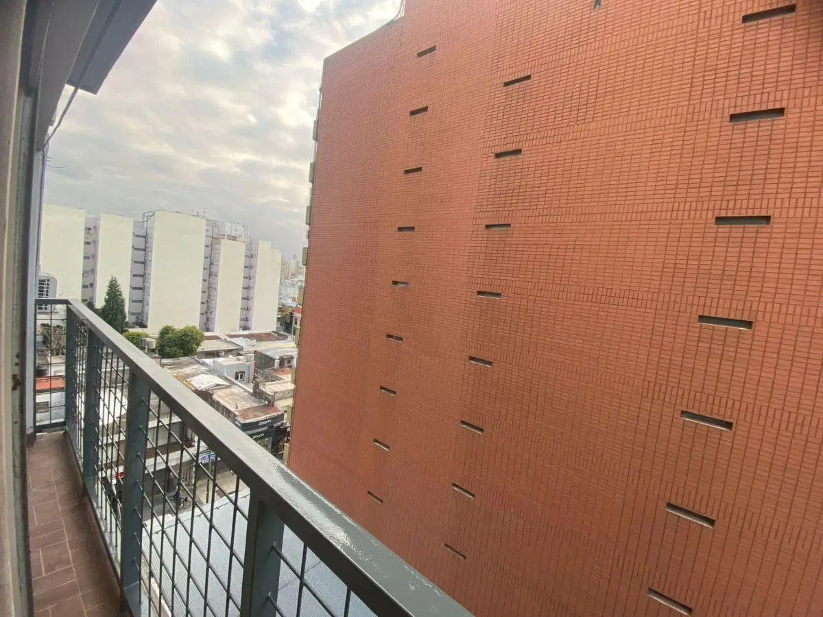 DEPARTAMENTO Semi - Piso de 3 Ambientes 5