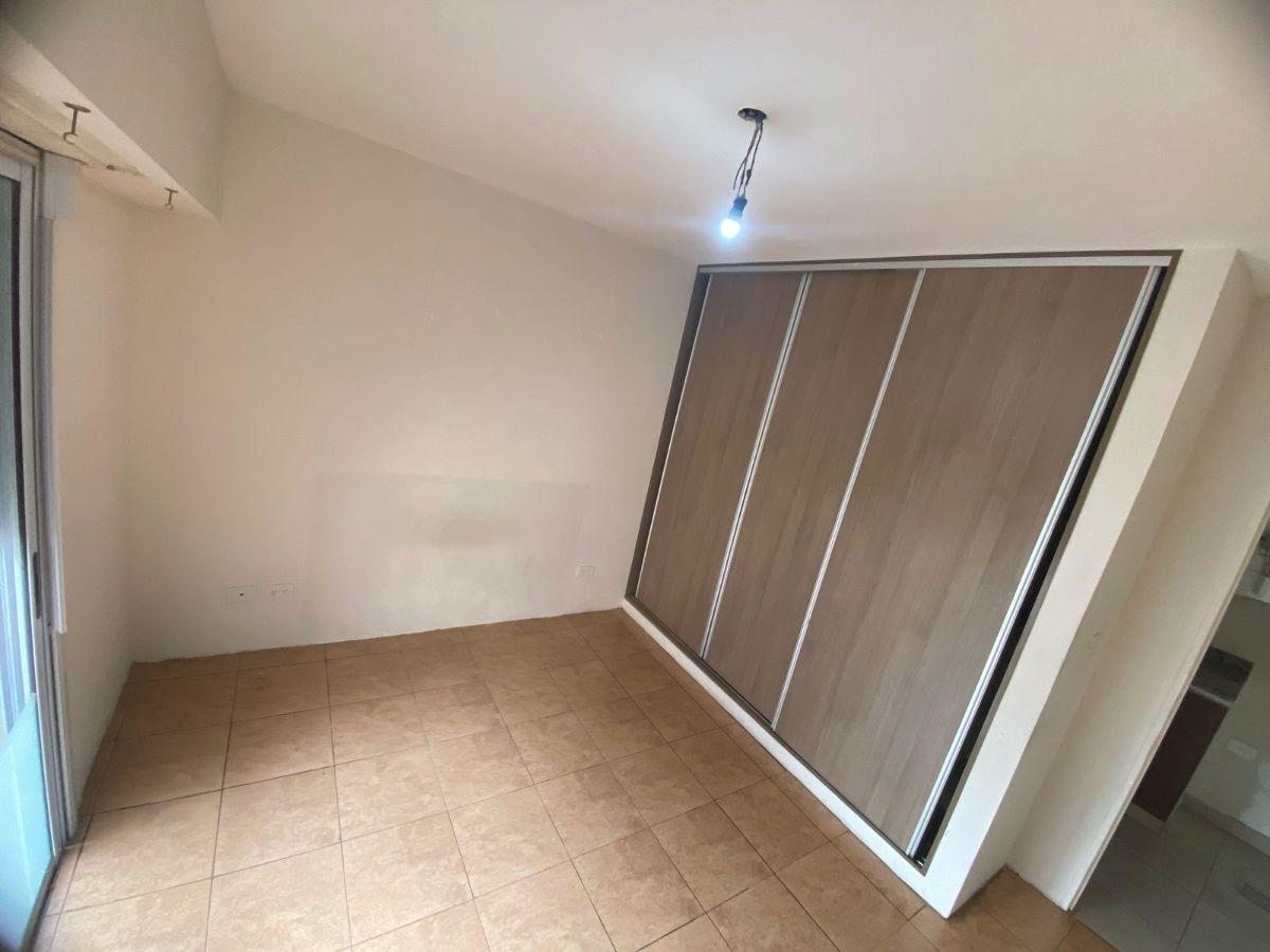 Foto de Depto de 2 Amb. Muy Amplio y Luminoso con Terraza Propia, imagen 4